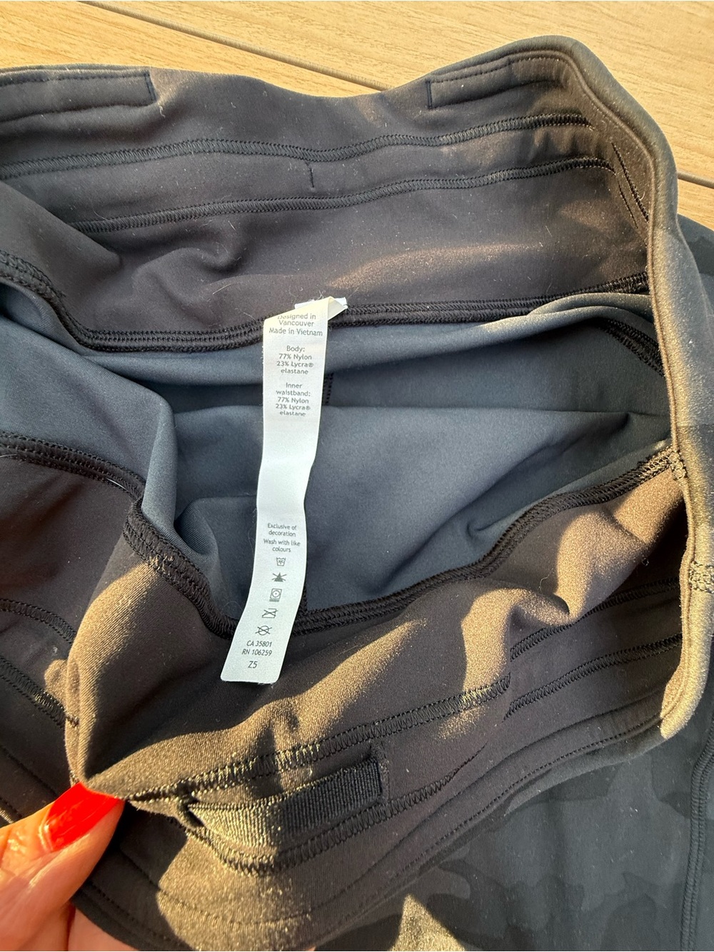 lululemon Align High-Rise shorts Heritage 365 Camo Deep Coal, side pockets sz 12 - Picture 10 of 12